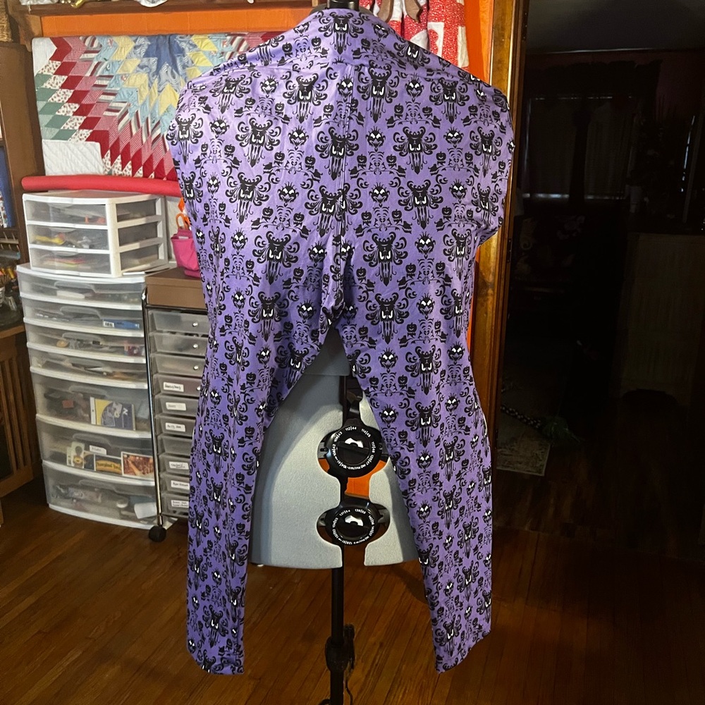 NWT size TC2 (22-26) Charlie’s Project supper soft Haunted Mansion Leggings